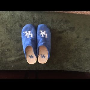 Rare University of Ky clogs
